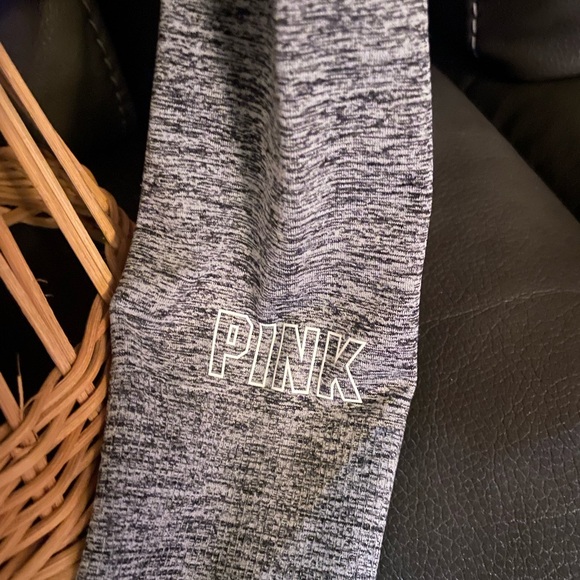 Victoria’s Secret PINK Long Sleeve Seamless Crop Top | Gray | Size Large - Picture 3 of 5